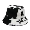 Berets Winter Cow Print Plush Bucket Hats For Women Tourism Outdoor Warm Hat Soft Velvet Fisherman Cap Lady FashionBerets