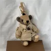 Дизайнерские люксовые бренды Kawaii Bear burberrys burberrys burberry burberrry burbery burrberry брелок с мультяшным шармом, винтажная игрушка-кукла, автомобильный брелок для женщин, украшение для сумки 7G5O