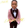 Suits Suits Boys 2 -Pieper Pak bruiloft Tuxedo roze jasbroek mode knappe kinderen blazer set aangepaste kleding 316 jaar oud 230216