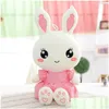 Fyllda plyschdjur Söt som bär klädkanin Toys Bunny PP Cotton Rabbits Dolls Kids Birthday Presents 2 Colors Drop Delivery Dhszy