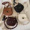 Bolsos de noche mini mujer embrague bolsas 2023 diseñador de bolsos de lujo cinturón tejido tejido cruzado de la moda de la mano del hombro