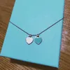 Mode Amour Coeur Designer Collier De Luxe Bijoux En Acier Inoxydable Jour De Noël Cadeau Plaqué Dainty Chaîne En Argent 19mm Pendentif Colliers Designers Womenmfb9ycpv