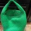 Torby wieczorowe torba na ramiona nowe kobiety tkające projektant torebka 23 kolorowe kubełko kupujący torby na damskie zakupy moda messenger clutc