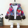 L300 Kinder Designerjacke Windjacke Baby Jungen Mädchen Frühlingsjacken rot bedruckter Kindermantel mit Kapuze