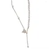 Chaines 2023 Fashion Elegant Imitation Pearl Chain for Women Asymétric Butterfly Choker Ajustement Collier de pendentif Crystal Girls Girls