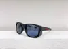 نظارات شمسية للنساء للنساء آخر مبيعات الأزياء أشعة الشمس رجال Gafas de sol Glass UV400 مع صندوق مطابقة عشوائي 07W
