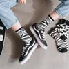 Vrouwensokken Zebra Stripe Patroon Zwart Wit gestreepte Harajuku Hosiery Short Fashion Sock Cute Woman Animal Fingers Soks Soks