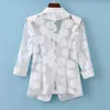 Abiti da donna Giacca da donna in pizzo sottile estivo Giacca da donna 2023 Moda coreana con un bottone singolo Manica a 3/4 Blazer da donna corto Camicia per la protezione solare