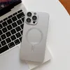 Магнитные чехлы для телефонов для iPhone 14, 13, 12, 11 Pro Max Magsafe, однотонные чехлы из ТПУ, поддержка беспроводной зарядки, защита камеры в сумке OPP