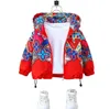 L300 Kinder Designerjacke Windjacke Baby Jungen Mädchen Frühlingsjacken rot bedruckter Kindermantel mit Kapuze