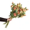 Dekoratif çiçekler düğün dekor yapay ipek yanmış kenar krem ​​güller buket el tatil partisi dekorasyon simülasyonu çiçek sahte gül