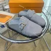 Louies Vution Sandalen Designer Easy Pantoffers gemütliche Flachkomfort -Clogs Sandalen Mode Kalb