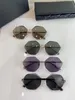 Occhiali da sole da uomo per donna Ultimi occhiali da sole di moda di vendita Occhiali da sole da uomo Gafas De Sol Lenti in vetro UV400 con scatola di corrispondenza casuale 8030