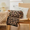 Qualité demi velours tricoté imprimé léopard couverture tricotée bureau climatisation couverture couverture couverture sieste loisirs couverture dortoir couverture couverture