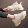 Pary 17FW przezroczyste podstępne buty Triple Sneakers Men Men Men Fashion Crystal Bottom Designer Trenerne Stary tata Białe czarne zielone zielone różowe różowe żółte tęczy TK06