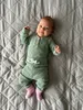 Pyjamas födda Baby Boys Girls kläder Set Cotton Solid Sticked Ribbed Long Sleeve Bodysuit and Pants Spädbarnsklädkläder 230217