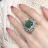 Wedding Rings Cool Style hoogwaardige mode Emerald Colord Color Sieraden Ring voor vrouwen klassiek veelzijdige vakantie prom premium luxe cadeau