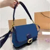 حقيبة يد عتيقة الدنيم كروسودي فاخرة Womjen Hobo Handbags Love Leather سعة كبيرة في الكتف حقيبة يد رعاة البقر 230209