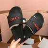 Pantofole A+++++ Scarpe firmate Ciabatte Pantofole da uomo Borsa Fioritura Fiori Stampa Pelle Web Scarpe nere Moda Sandali estivi di lusso Scarpe da ginnastica da donna TAGLIA 195