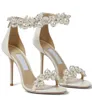 23s / s Robe de mariée nuptiale élégante chaussures sandales noires MAISEL Lady Pearls Strap de luxe Marques de luxe Summer High Talons Femmes Blanc Walking Shoe With Box, EU35-43