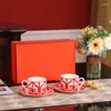Чашки блюдцы 2023 Arrvial Red Coffee Cup с апельсиновой коробкой кость фарфоровой фарфоровый роскошный свадебный день рождения подарок кухонный декор