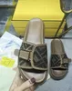 Sandali da donna firmati Sandali da donna di alta qualità Sandali in pelle di vitello di cristallo Scarpe casual trapuntate Piattaforma Pantofola da spiaggia estiva 35-42 Con scatola e borsa per la spesa uomo donna