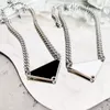 Luxe hanger ketting mode voor man vrouw omgekeerde driehoeksbrief ontwerpers merk sieraden heren dames trendy persoonlijkheid sleutelbeen ketting