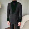 Mäns kostymer Temperament Gentleman Velvet Men's Suit skräddarsydda modejackor byxor Blazer Senaste Coat Design Formal Business Winter