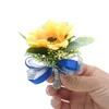 Fiori decorativi Girasole da polso Corsage Bracciale da damigella d'onore Boutonnieres da sposa per lo sposo Uomo Festa regalo di Natale