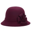 Berets Vintage Frauen Nachahmung Wolle Blume Filz Hut Damen Winter Cloche Eimer Kappe Warme Fischer Hüte Mode ZubehörBerets