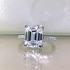 Clusterringen 925 Sterling zilver 8 10 mm Emerald Cut High Carbon Simulation Diamond verlovingsring eenvoudige mode -kwaliteit zekerheid