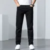 الجينز للرجال الكلاسيكية جينز مستقيم الجينز homme pantalon streetwear ناعمة أسود الدنيم masculino manim السراويل 230217