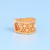 Gul guldpläterad bikupa kärlekshjärta charm för pandora kvinnor smycken ormkedja armband halsband som gör komponenter glittrande charm med originallåda