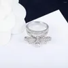 Bagues de cluster mode doux arc anneau Zircon femmes luxueux confidente plaqué platine saint valentin cadeau fête Net