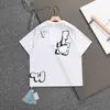 T-shirts pour hommes Designer Spring Summer T-shirt Classic Arrow Lettres de dessin animé à manches courtes T Hommes Femmes Oversize Demi-manche Couple Pull Tee T29G