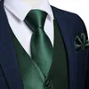Gilets pour hommes Costume pour hommes Gilet Cravate Ensemble Robe de soirée de mariage Paisley Solide Vert Soie Gilet Tuxedo Mâle Blazer DiBanGu 230217