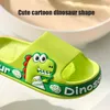 SLIPPER 2022 NIEUWE CARTOON DIEREN KINDEREN SLIPPERS ZOMER JONGENS HOME Non-slip badkamer meisjes zachte dinosaurus outdoor strand sandalen slippers w0217