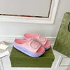 2023 '10 -15 dagar Levererad 'Slipper Designer Sandal Lady Slides Platform Wedge Rainbows Summer Slippers For Fashion Ladies Rubber Beach Shoe