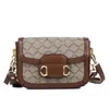 2023 Mooie hoge kwaliteit luxe ontwerpers schoudertassen 21 cm handtas Messenger dames bakken mode vintage handtassen bedrukte bloem mode crossbody clutch 6698