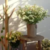 装飾的な花シングル新鮮なカモミール人工花庭園デイジーウェディングブーケホームデコレーションリビングルームアレンジメント装飾品