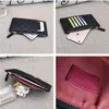 Brand celular bolsa de celular z￭per carteira de bolso de luxo VIP Bolsas de presente de couro para bolsas de cr￩dito designers de nome do cart￣o de cart￣o zer2428
