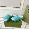 2023 '10-15 giorni consegnati' Slipper Designer Sandalo Lady Slides piattaforma zeppa arcobaleni pantofole estive per donna moda Scarpa da spiaggia in gomma