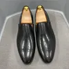 Italiaanse stijl met de hand geschilderde letters lederen lederen jurk schoenen heren Loafers zakelijke casual single schoenen grote size d2a16