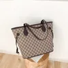 Bolso de mujer estampado con sensación avanzada y bolso grande de un hombro, bolsos grandes con cadena especial del Tíbet, venta de liquidación