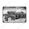 1998 War Movie Art Painting Metal Affiche Vintage Metal Tin Sign Retro Metal Signs Home Bar Mur Mur Signes Mur Plaque personnalisé Decoration Taille 30x20cm W02