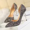 Sandaler 2023 Summer Women Shoes Sexy Nightclub Thin Women's Heel High grunt Tip Side Hollow Sequins Single