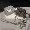 Bling Diamond Designers Örontelefonfodral Modedesignersfodral För Airpods Pro 3 2 1 Märke Hörlurar Fodral Silver Chains Hörlursfodral