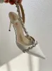 Scarpe eleganti 2023 Scarpe da sposa da donna con punta a punta Tacchi alti bianchi con sandali con strass per le donne Estate