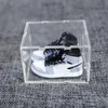 Mini 3D Stereo Sneaker Portachiavi Decorazione Portachiavi auto creativa Uomo Appeso scarpe da basket Modello stereo Coppia regalo Serie Portachiavi souvenir