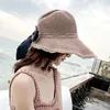 여성을위한 넓은 브림 모자 패션 모든 일 경기 모자 봄 여름 여름 야외 접이식 선 스크린 통기성 해변 짚 여성 빈 탑 모자 엘로브222222
